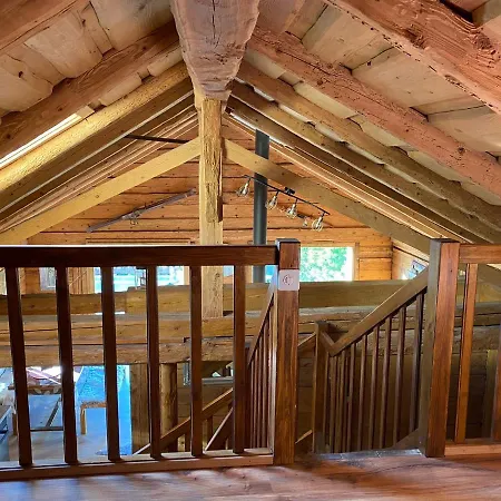 La Chaumiere בקתה אוברונאז
